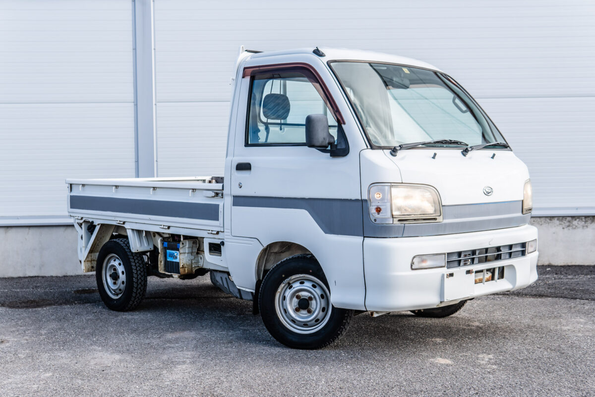 Restoring a Classic Daihatsu Hijet: What Owners Should Know