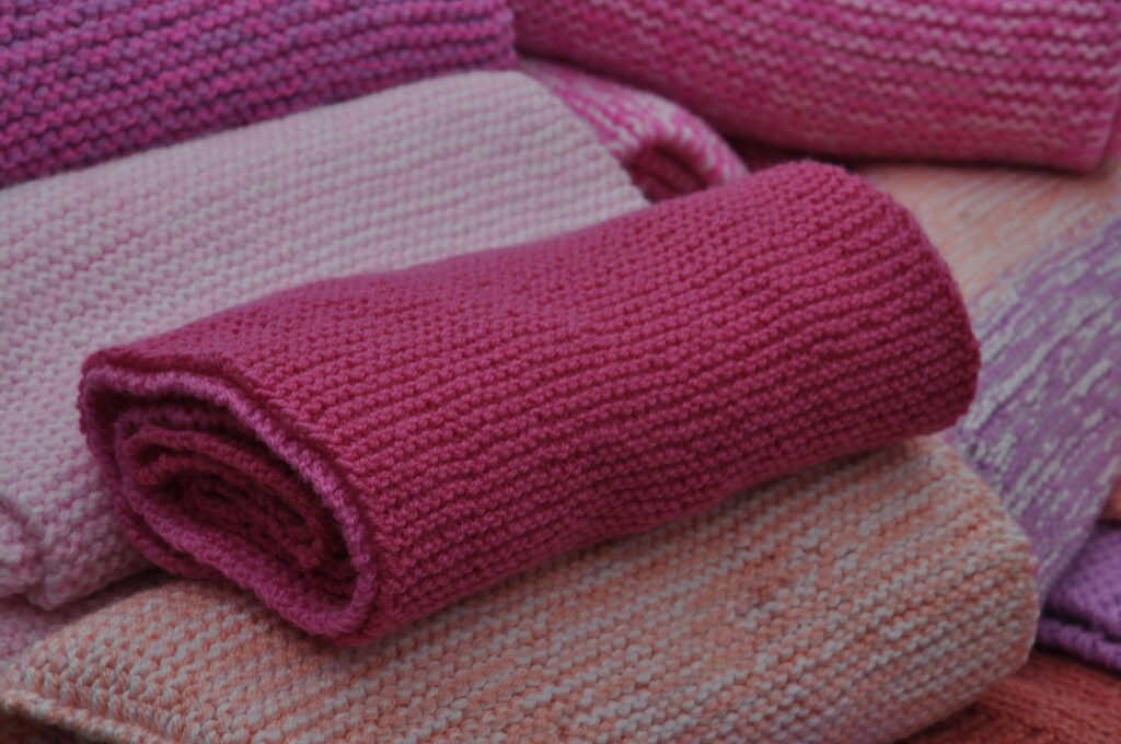Pilling, Stretching, Shrinking: Premium Cashmere Sweater Mistakes to Avoid